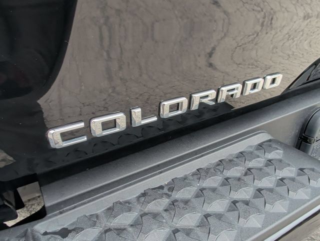 Used 2023 Chevrolet Colorado LT w/ LT Convenience Package II AWD/4WD image 35