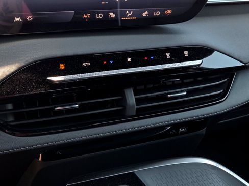 New 2026 Buick Enclave Sport Touring w/ Power Package FWD image 13