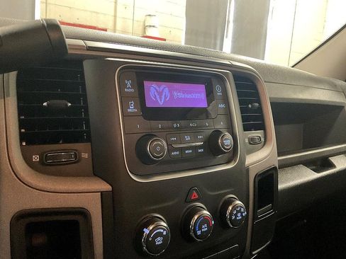 Used 2017 RAM 2500 Tradesman w/ Chrome Appearance Group image 18