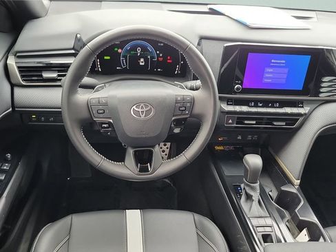 Certified 2025 Toyota Camry SE w/ Convenience Package FWD image 12