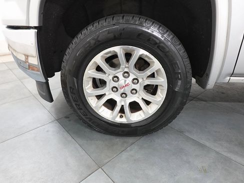 Used 2014 GMC Sierra 1500 SLE w/ SLE Value Package image 24