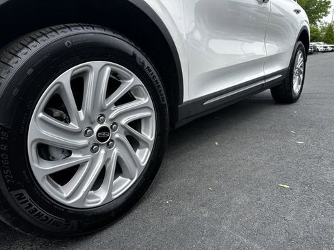 Certified 2024 Lincoln Corsair AWD image 12