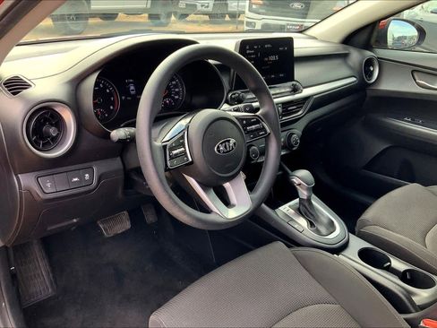 Used 2020 Kia Forte LXS image 16