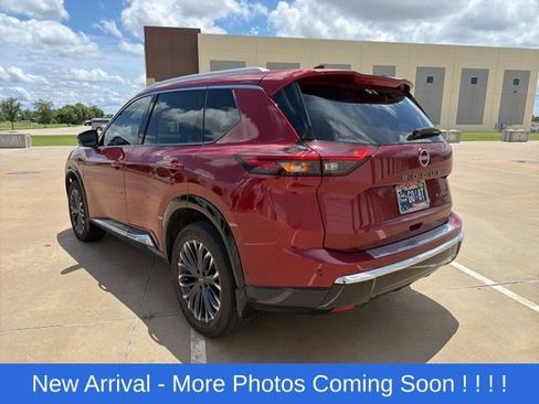 Used 2024 Nissan Rogue Platinum w/ Platinum Premium Package AWD/4WD image 3
