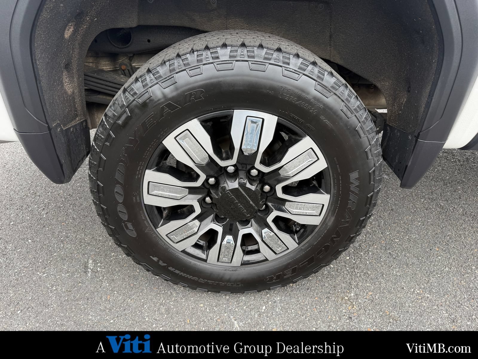 Used 2024 GMC Sierra 2500 Denali w/ Denali Reserve Package AWD/4WD image 13