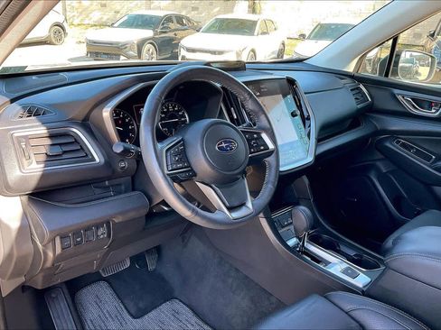Used 2023 Subaru Ascent Limited w/ Technology Package image 2