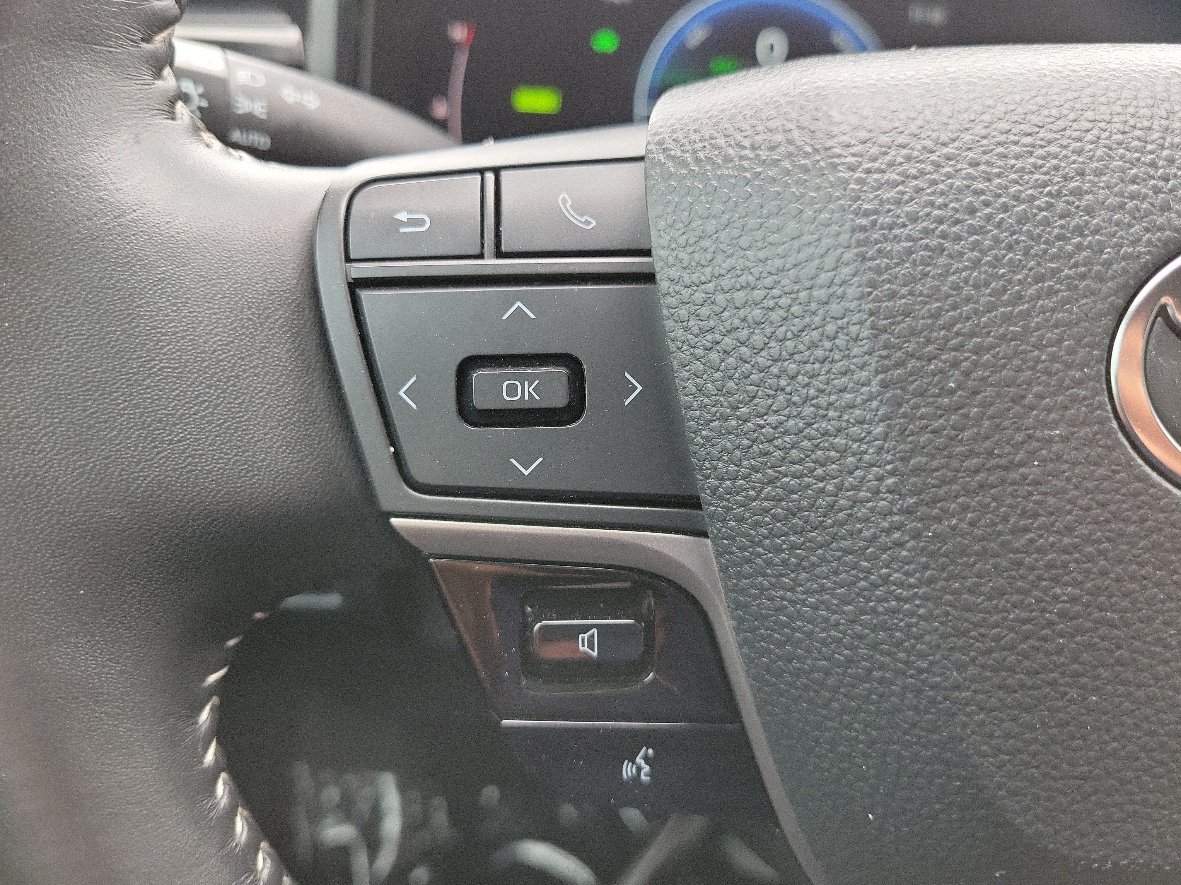 Certified 2025 Toyota Camry SE w/ Convenience Package FWD image 24