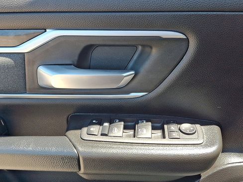 Used 2023 RAM 1500 Big Horn AWD/4WD image 10