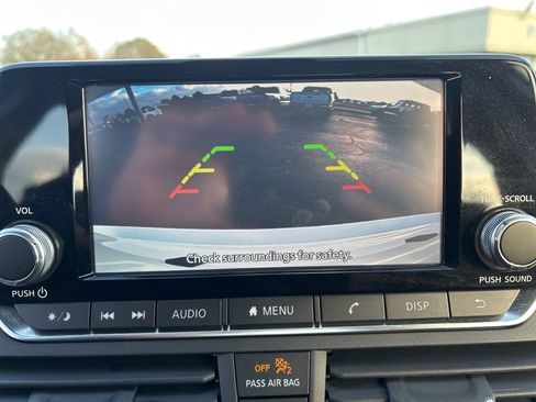 Used 2022 Nissan Altima 2.5 S image 24