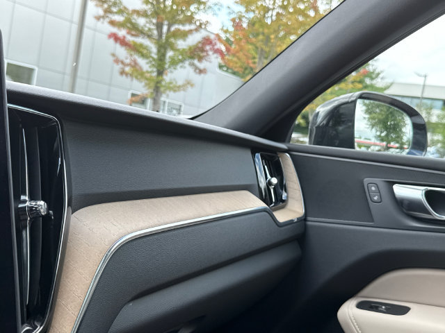 Certified 2026 Volvo XC60 B5 Plus AWD/4WD image 18