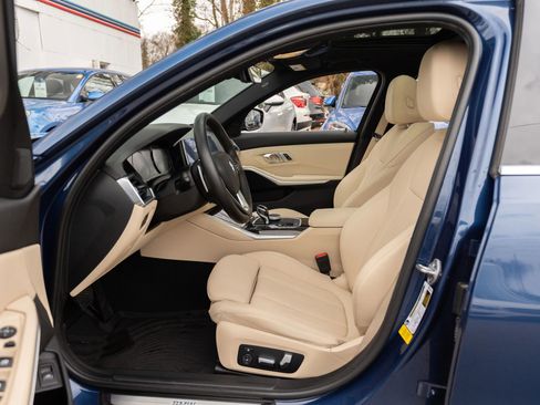 Used 2021 BMW 330i Sedan w/ Convenience Package image 18