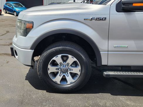 Used 2014 Ford F150 FX4 w/ Equipment Group 402A Luxury AWD/4WD image 13