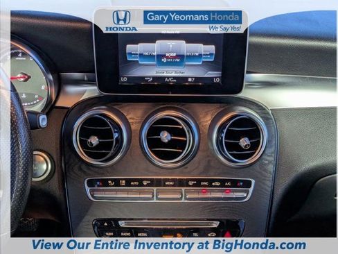 Used 2018 Mercedes-Benz GLC 300 4MATIC image 19