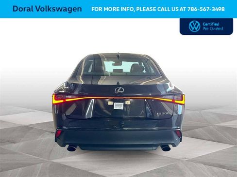 Used 2024 Lexus IS 300 w/ Comfort Package image 7