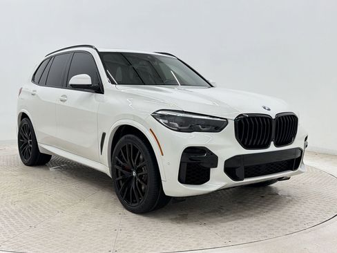 Used 2022 BMW X5 sDrive40i w/ M Sport Package RWD image 7