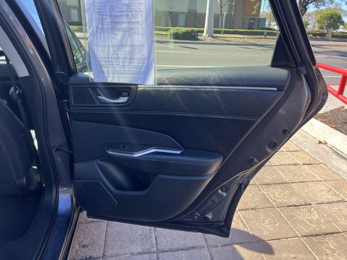 Used 2018 Honda Clarity Plug-In Hybrid image 31