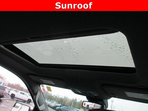 Used 2023 GMC Sierra 1500 SLT w/ SLT Convenience Package image 15