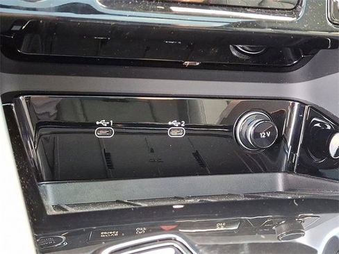 New 2025 Audi Q5 Premium image 17