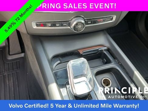 Certified 2023 Volvo XC60 B5 Ultimate w/ Protection Package Premier image 21