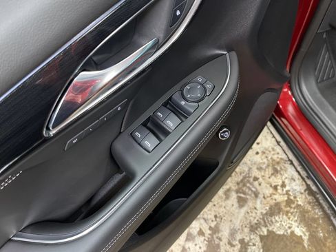 Used 2023 Buick Envision Essence AWD/4WD image 15