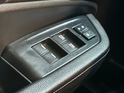 Used 2023 Honda Passport EX-L image 31