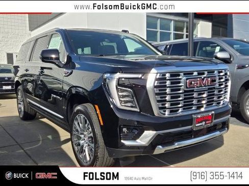 New 2026 GMC Yukon XL Denali w/ Denali Reserve Package AWD/4WD image 1