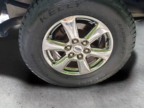 Certified 2019 Ford F150 XLT w/ Equipment Group 302A Luxury AWD/4WD image 20