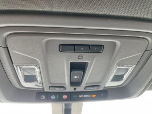 Used 2022 Chevrolet Silverado 2500 LTZ w/ LTZ Plus Package image 24