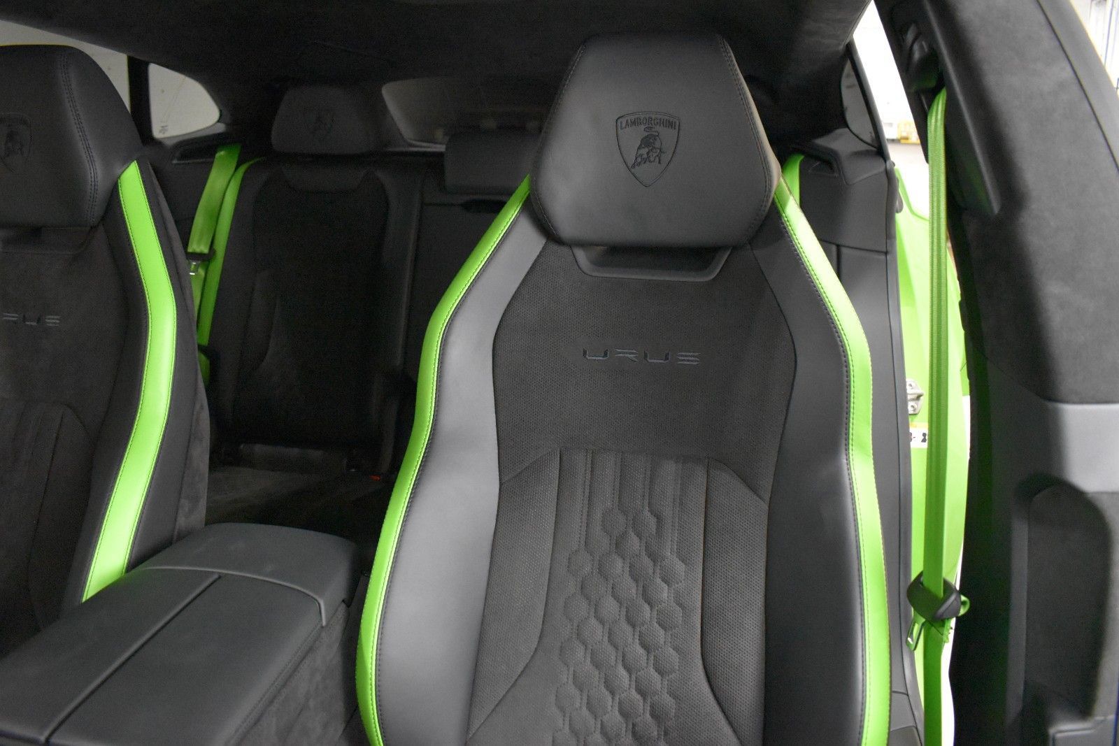 Used 2024 Lamborghini Urus S AWD/4WD image 22