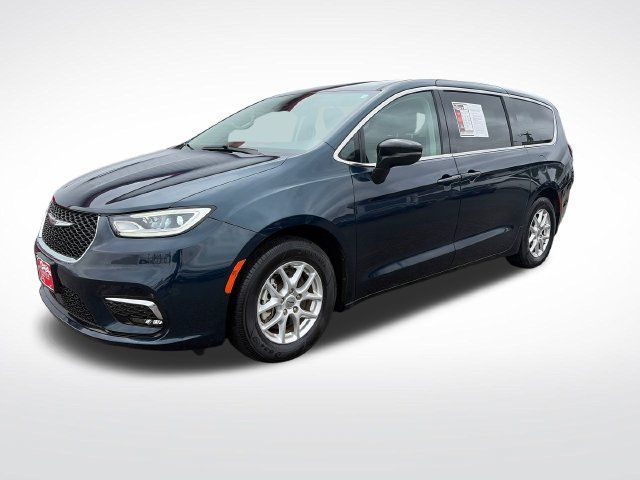 Used 2024 Chrysler Pacifica Touring-L FWD 360° Tour