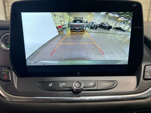 Used 2025 Chevrolet Blazer LT AWD/4WD image 5