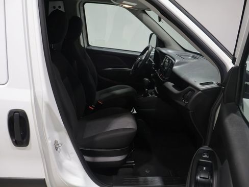 Used 2022 RAM ProMaster City Tradesman FWD image 18