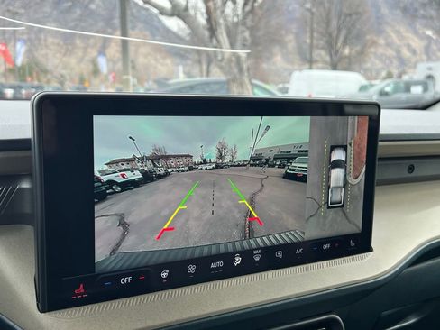 Certified 2025 Ford Maverick Lariat image 33