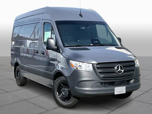 New 2025 Mercedes-Benz Sprinter 2500 image 2
