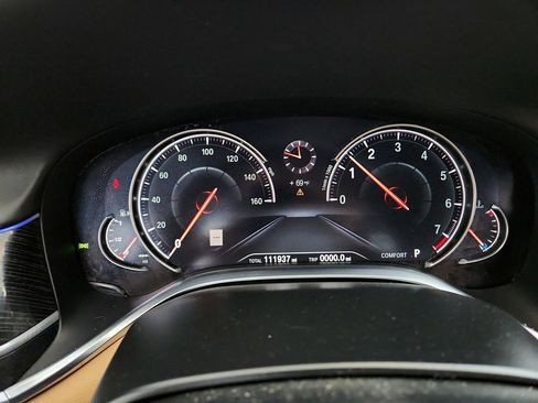 Used 2016 BMW 750i image 17