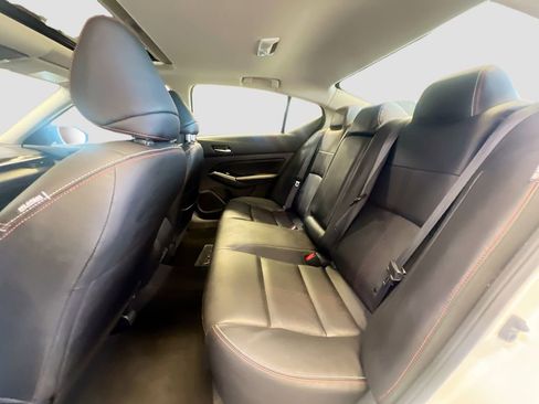 Used 2023 Nissan Altima 2.5 SR w/ SR Premium Package FWD image 25