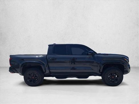 Certified 2025 Toyota Tacoma TRD Pro AWD/4WD image 4
