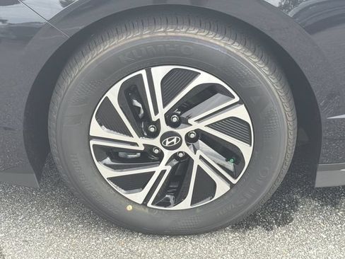 New 2026 Hyundai Sonata Blue FWD image 13