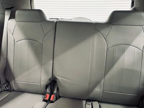 Used 2015 Buick Enclave Leather image 20