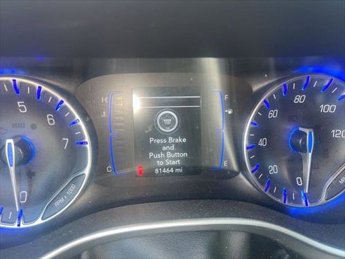 Certified 2020 Chrysler Pacifica Touring-L image 7