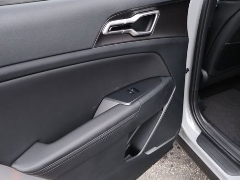 New 2026 Kia Sportage EX image 10