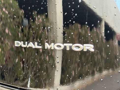 Used 2021 Tesla Model X Long Range image 6