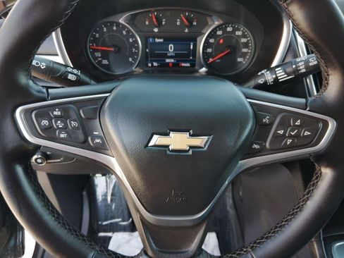 Used 2023 Chevrolet Equinox LT FWD image 17