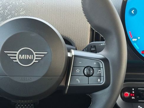 Certified 2025 MINI Cooper S image 22