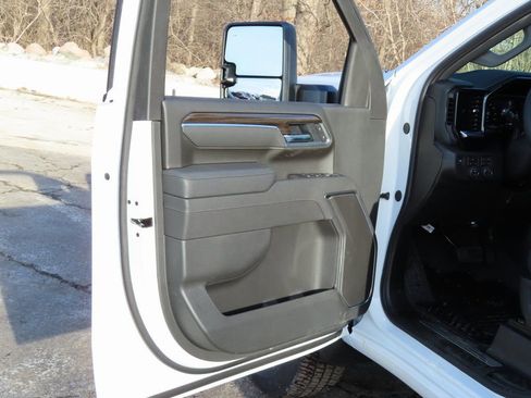 New 2026 Chevrolet Silverado 2500 LT w/ All Star Edition AWD/4WD image 24