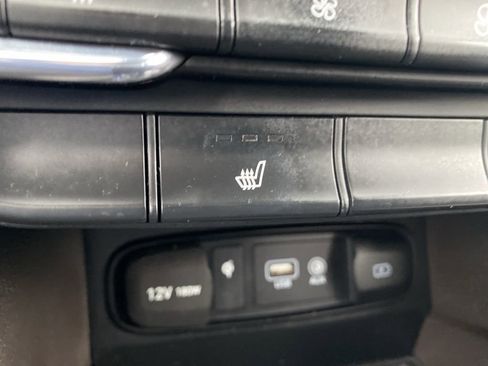 Used 2020 Hyundai Santa Fe SEL w/ Convenience Package image 39