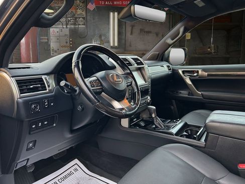 Used 2020 Lexus GX 460 Premium image 13