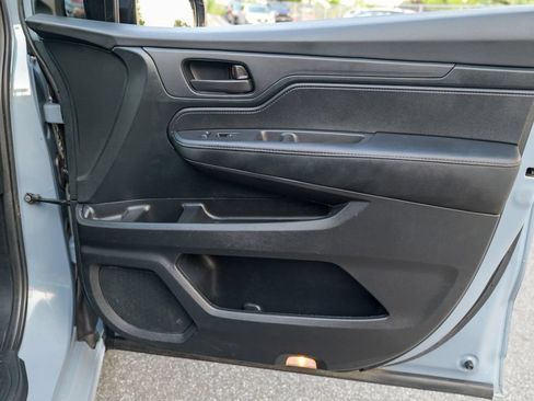 Used 2023 Honda Odyssey Sport image 32
