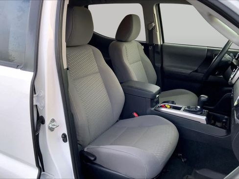 Used 2023 Toyota Tacoma SR5 RWD image 9