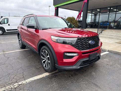 Used 2020 Ford Explorer ST w/ Premium Technology Package image 2